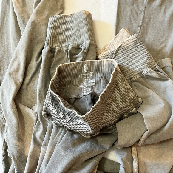 FLAW Free People Good Karma Flare Leggings - Picture 5 of 5